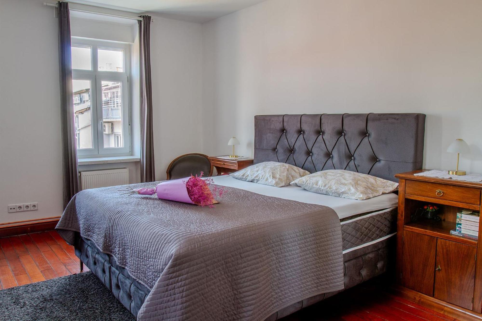 Chic Antique Dana - Zagreb Center-View Apartamento Exterior foto